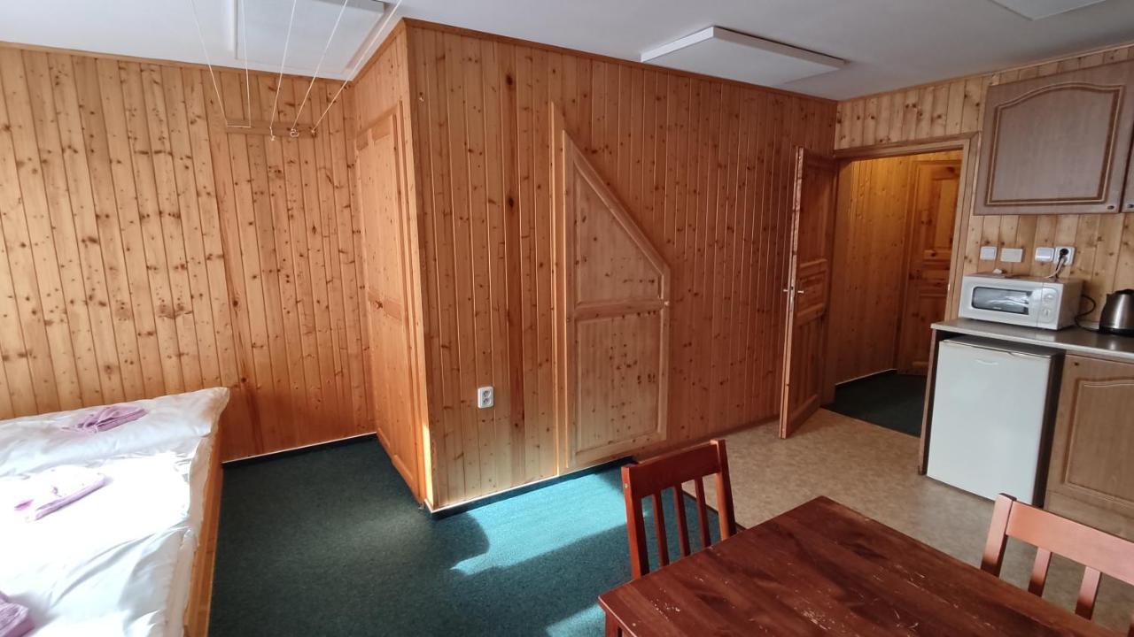 Penzion apartmány Aninka Mariánská Esterno foto